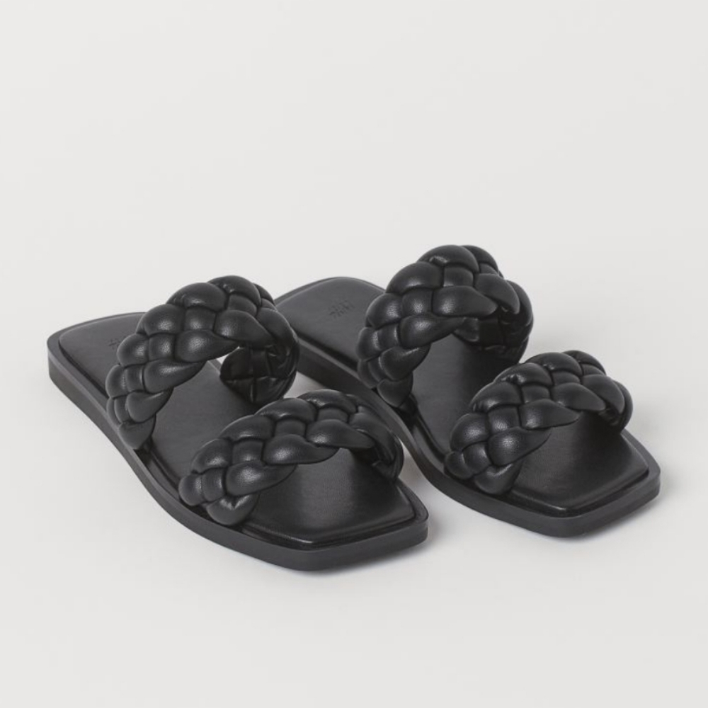 Braids black sandal